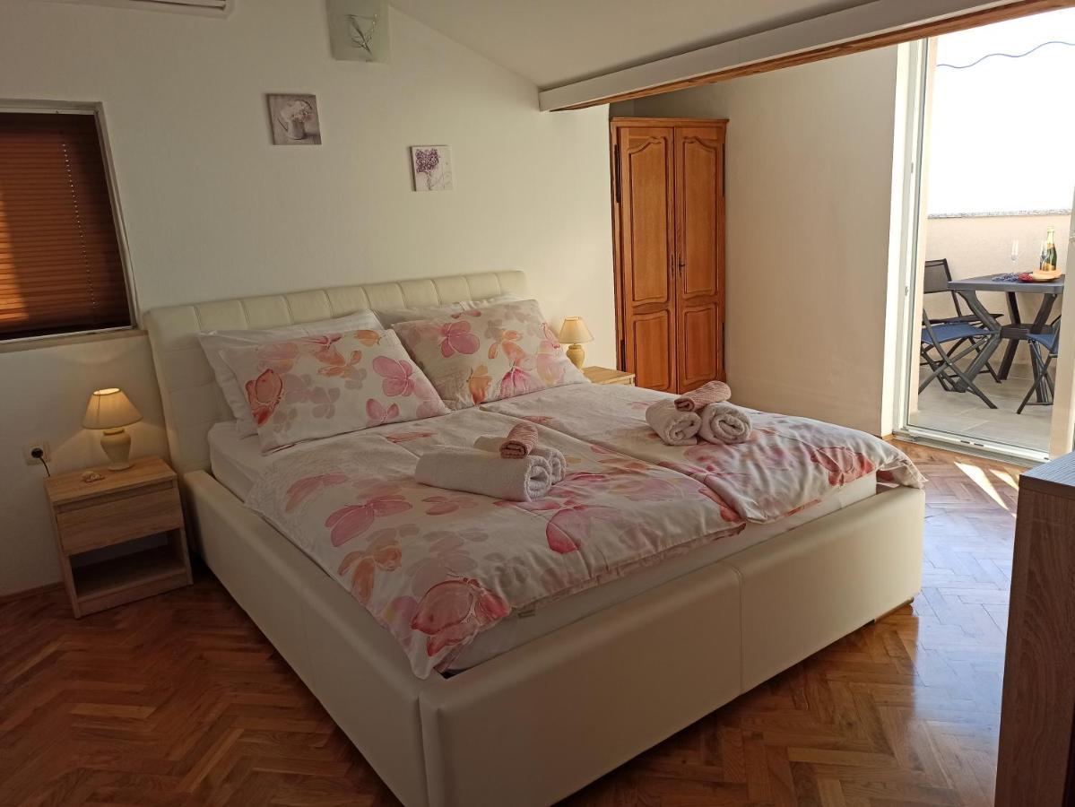 Villa Rea Malinska Εξωτερικό φωτογραφία